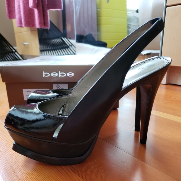 Bebe Black Patent Leather Slingback heels sz 6 - Picture 2 of 8